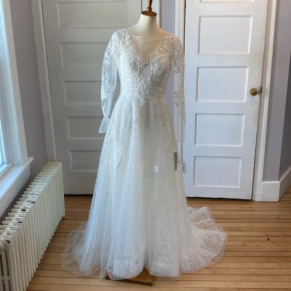 NWT Oleg Cassini High Neck Long Sleeve Illusion Neckline Wedding Dress, Size 12 - Picture 5 of 17